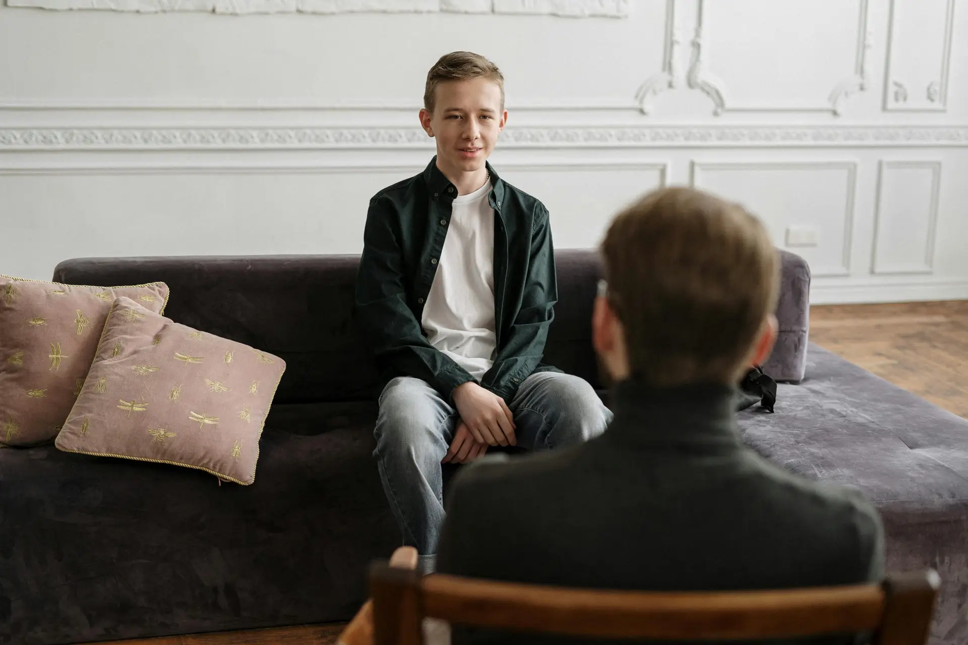 teen in a counselling sesssion